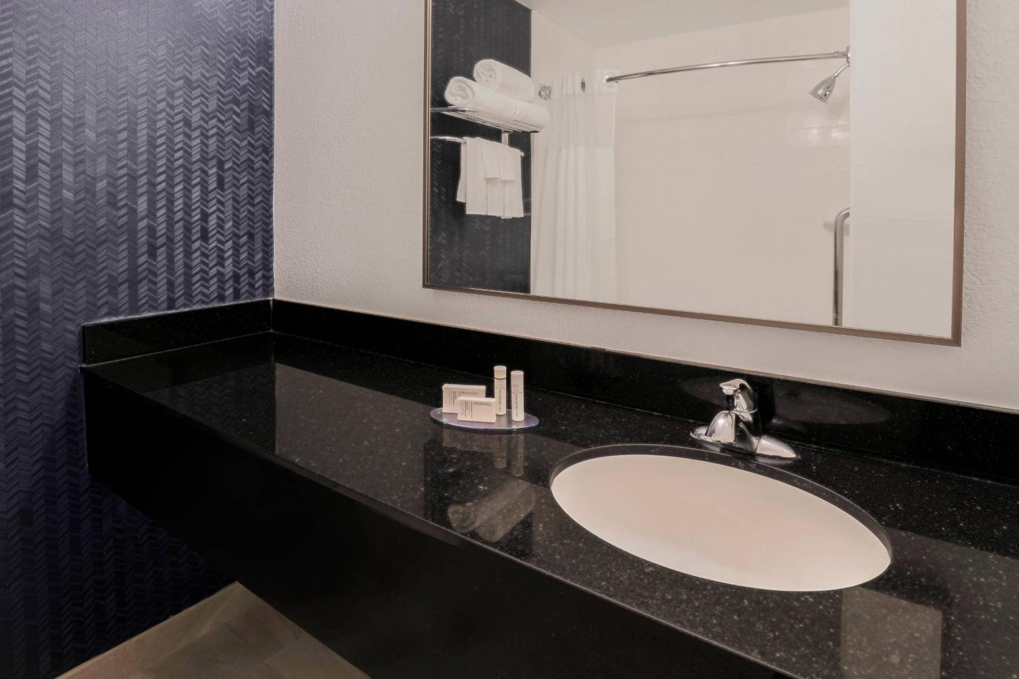 Fairfield Inn & Suites Houston Westchase Extérieur photo